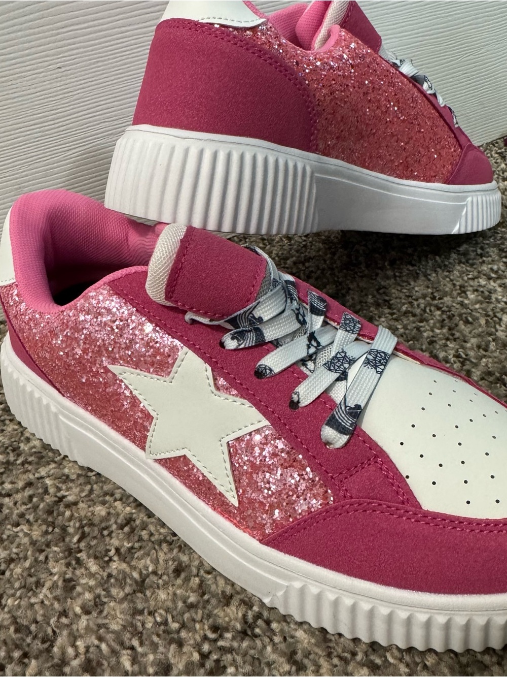 Source Unknown Pink Glitter Star Platform Sneakers - Picture 3 of 5